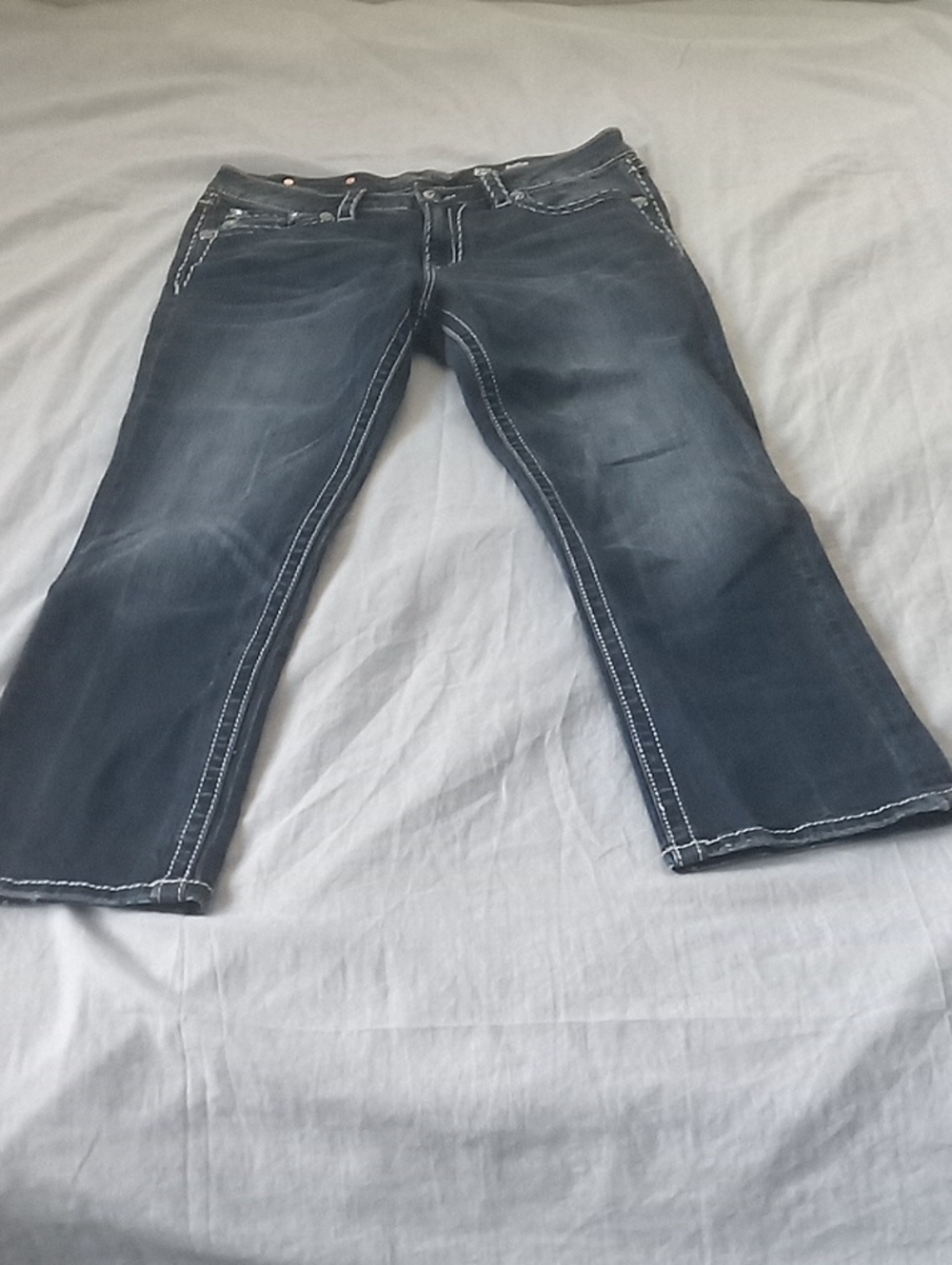Miss Me Dark Blue Boyfriend Capri Jeans with White Contrast Stitching